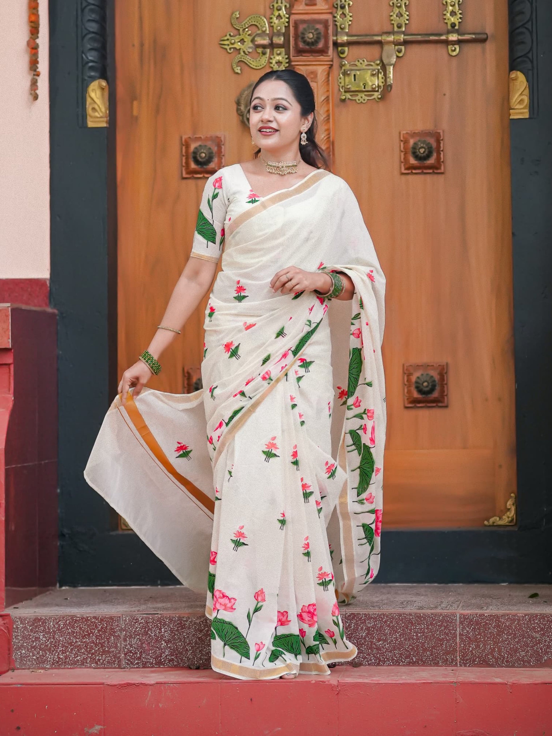 Small Lotus Set Saree Onam Collection