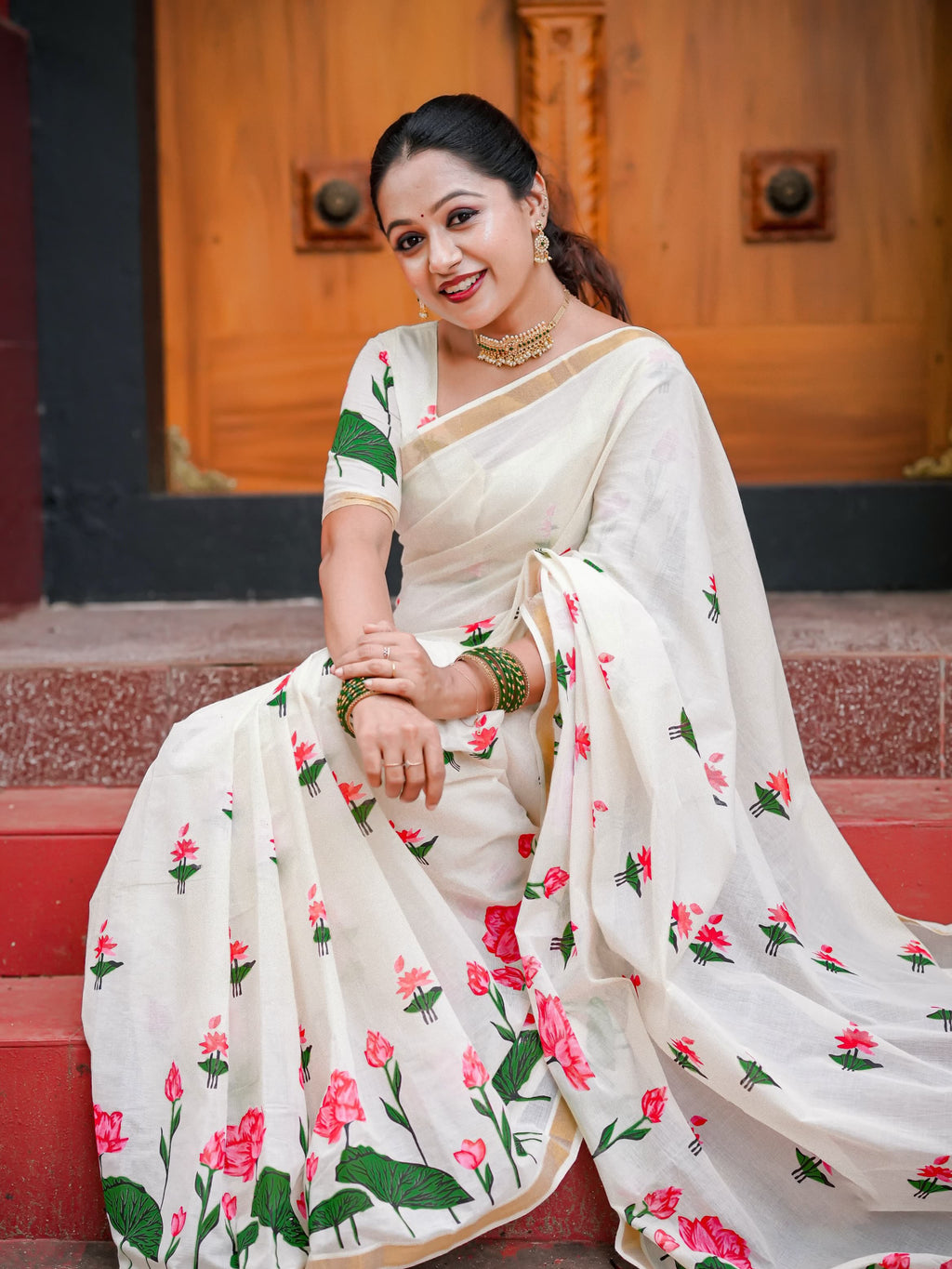 Small Lotus Set Saree Onam Collection