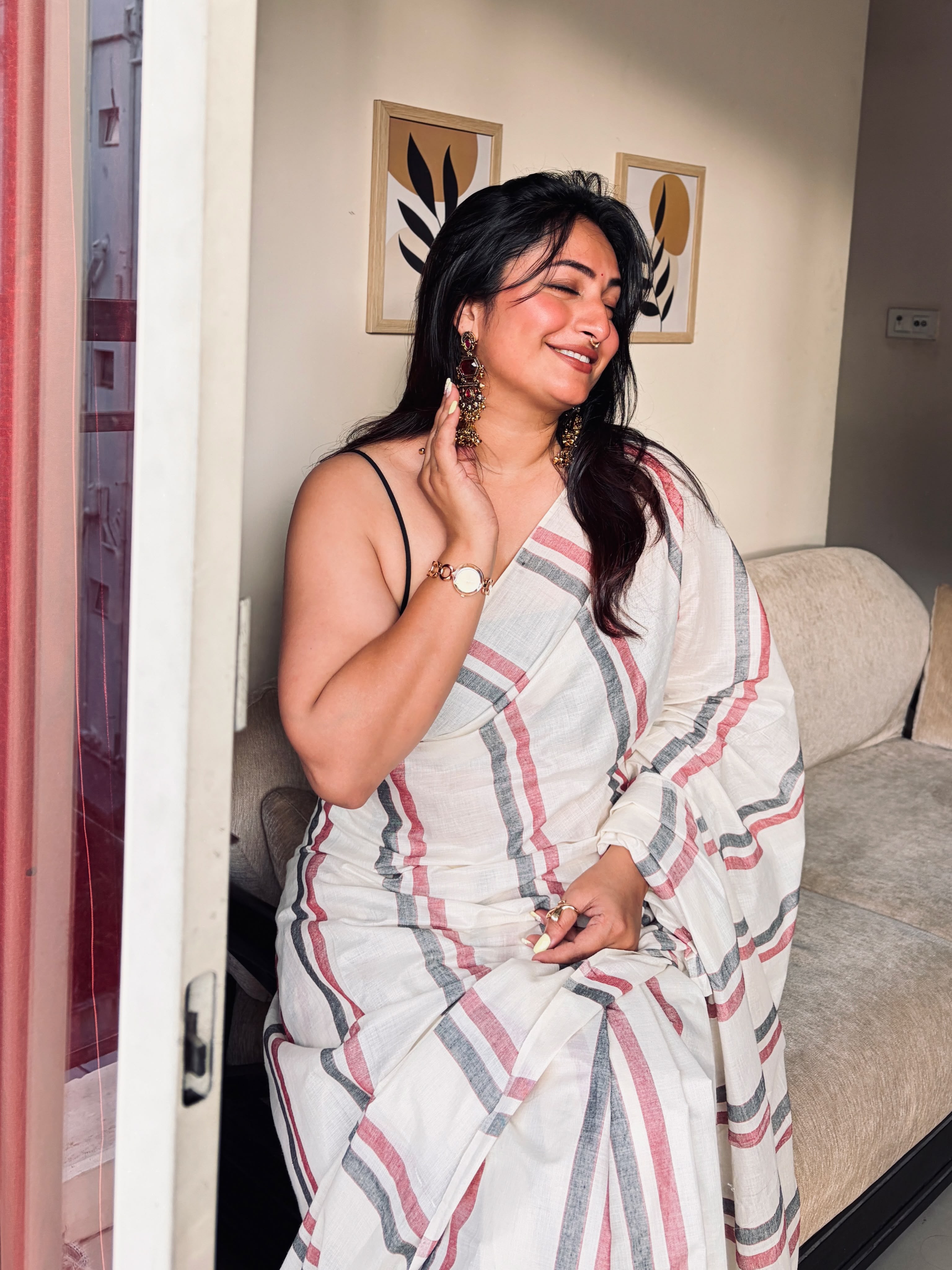 Malarvadi  : Mulloth Stripes Saree with tussles (handloom replica)