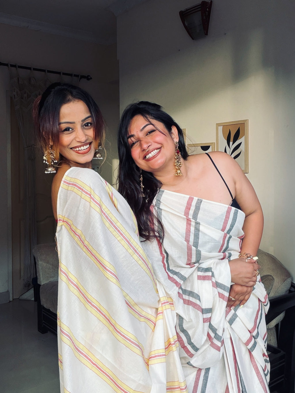 Malarvadi  : Mulloth Stripes Saree with tussles (handloom replica)